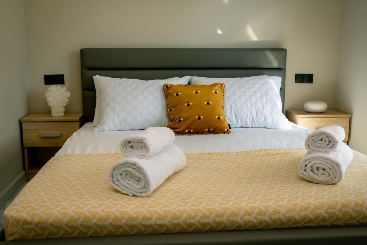 Miracle Luxury Apartments Peraia  Bagian luar foto